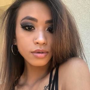 Meet your Posher, Ariana